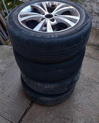 set 4 cerchi lega con pneumatici estivi Giulietta 
