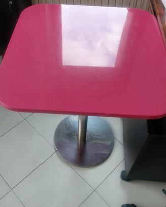 tavolino rosa