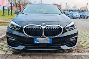 BMW 118 118i Advantage 5p auto