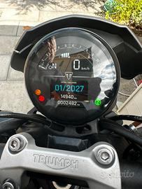 Triumph trident 660