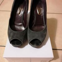 scarpa camoscio grigio scuro