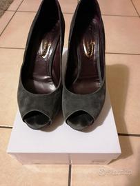 scarpa camoscio grigio scuro