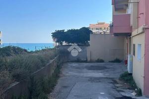 AUTORIMESSA A TERMOLI