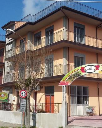 Stabile/Palazzo Basicò [Cod. rif 3222643VRG]