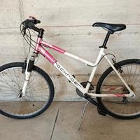 Mountain bike 26" donna/ragazza 