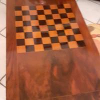 Antico Tavolino con Scacchiera