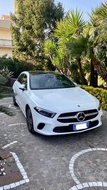 MERCEDES-BENZ CLASSE A (W177) 180 AUTOMATIC SPORT
