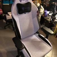 Secret lab titan evo SODA PURPLE