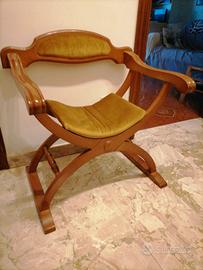 poltroncina Savonarola 