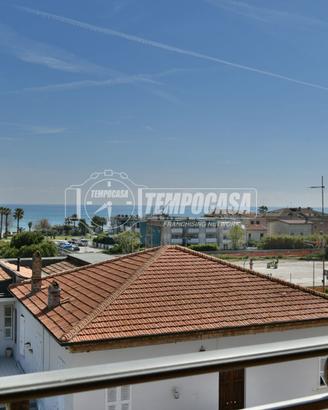 APPARTAMENTO VISTA MARE IN CENTRO!
