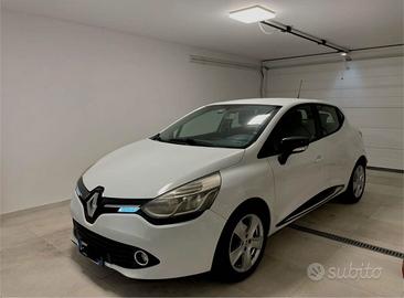 Renault clio 1.2 benzina