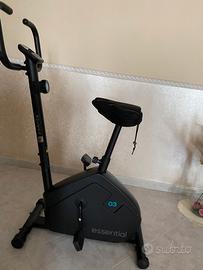 Cyclette domyos essential 03