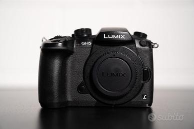 Panasonic Lumix GH5 - corpo macchina