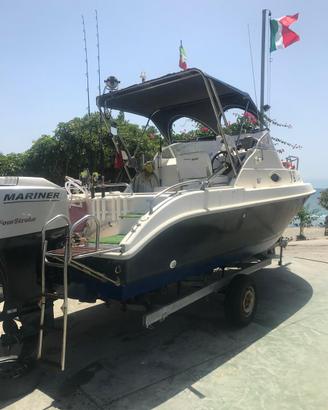 Barca Terminal Boat 21 Cabin