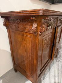 Magnifica Sala in rovere pesante stile 800