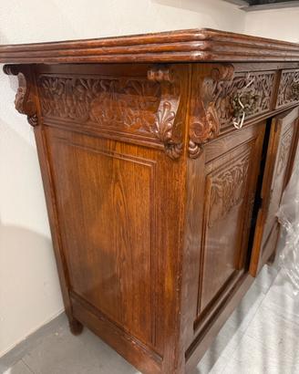 Magnifica Sala in rovere pesante stile 800