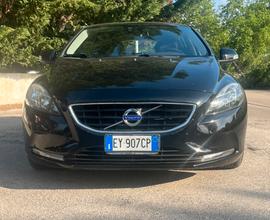 Volvo v40 1.6 diesel full optional