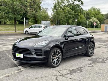PORSCHE Macan 2.0 t