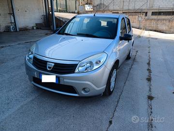 Dacia Sandero 1.4 GPL 75CV - OK NEOPATENTATI