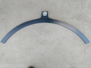 base piedeTV LG da 55/65 + Samsung 50" + Hisense