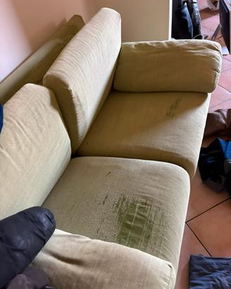 Divano svendita ritiro a carico cliente