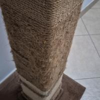 palo tiragraffi per gatti