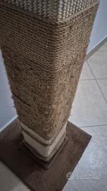 palo tiragraffi per gatti