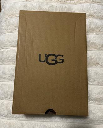 UGG MINI