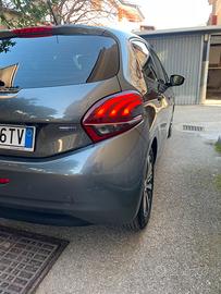 Peugeot 208 1.6 Blue HDI 100 cv ALLURE CHROMO PACK