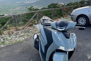 Scooter honda sh 125