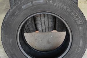 Pneumatici Michelin Agilis Camping 215 70 r15 cp