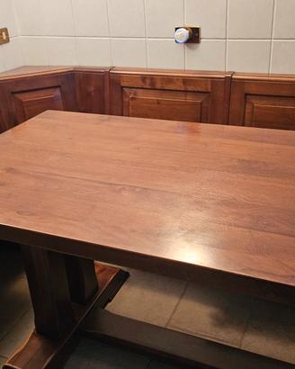 Tavolo con giropanca