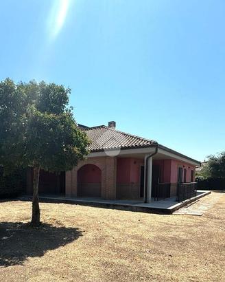 VILLA SINGOLA A FOGGIA