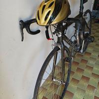 Bici da corsa in carbonio