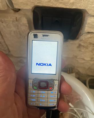 Nokia 7360 + carica batteria originale nokia