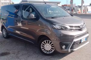 TOYOTA PROSCE VERSO