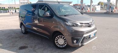 TOYOTA PROSCE VERSO