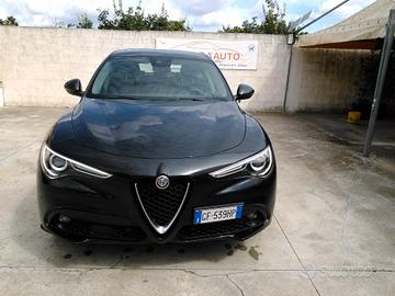 Alfa Romeo Stelvio 2.2 Turbodiesel 190 CV AT8 Q4 B