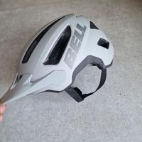 Casco Bell Nomad2 bici bmx mtb pattini skate