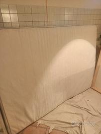 Letto Queen size Mandal e materasso Q.s. Finnvik