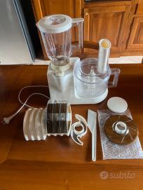 Robot multifunzione frullatore