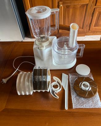 Robot multifunzione frullatore