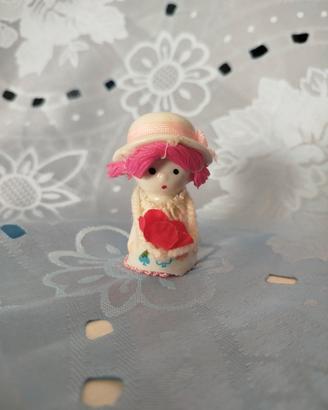 Bambolina in porcellana vintage 