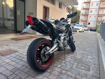 Aprilia Dorsoduro 750