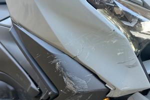 Pezzi tmax 560 2025 da riparare ricambi carrozzeri
