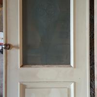 Porta scorrevole con vetro