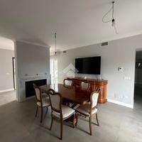 PORZIONE DI BIFAMILIARE A CASSINO