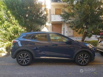 Ford Puma ibrida benzina