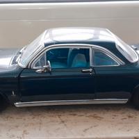 1:18 Corvair Monza berlina