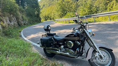 Yamaha XVS 650 DragStar Classic del 2000 € 2.700